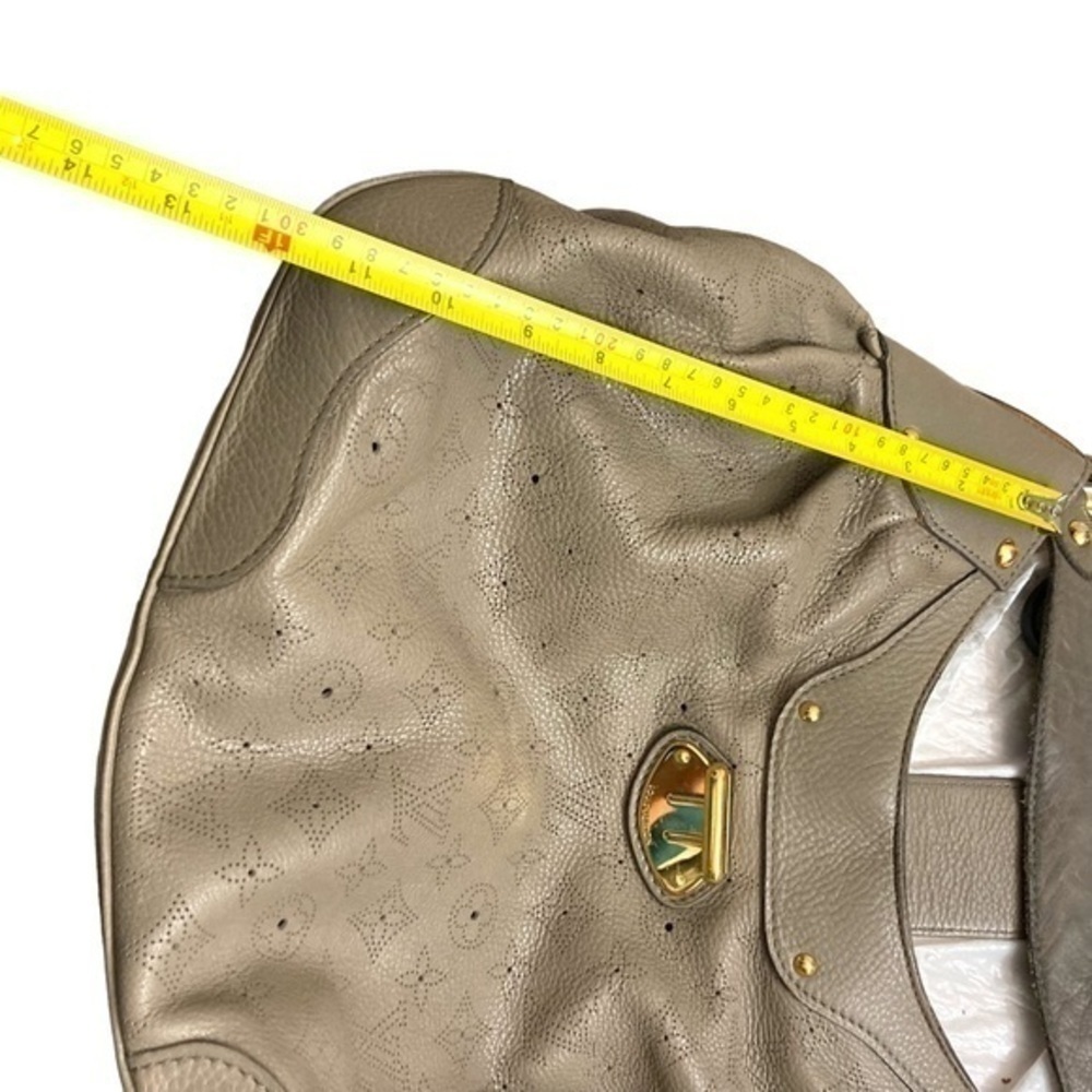 LOUIS VUITTON Solar PM Mahina Leather Grey taupe leather bag purse M93124 - Picture 8 of 16